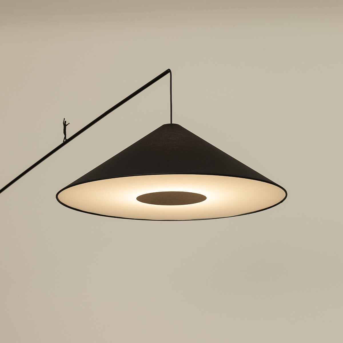 POISE black A 11768 Nowodvorski