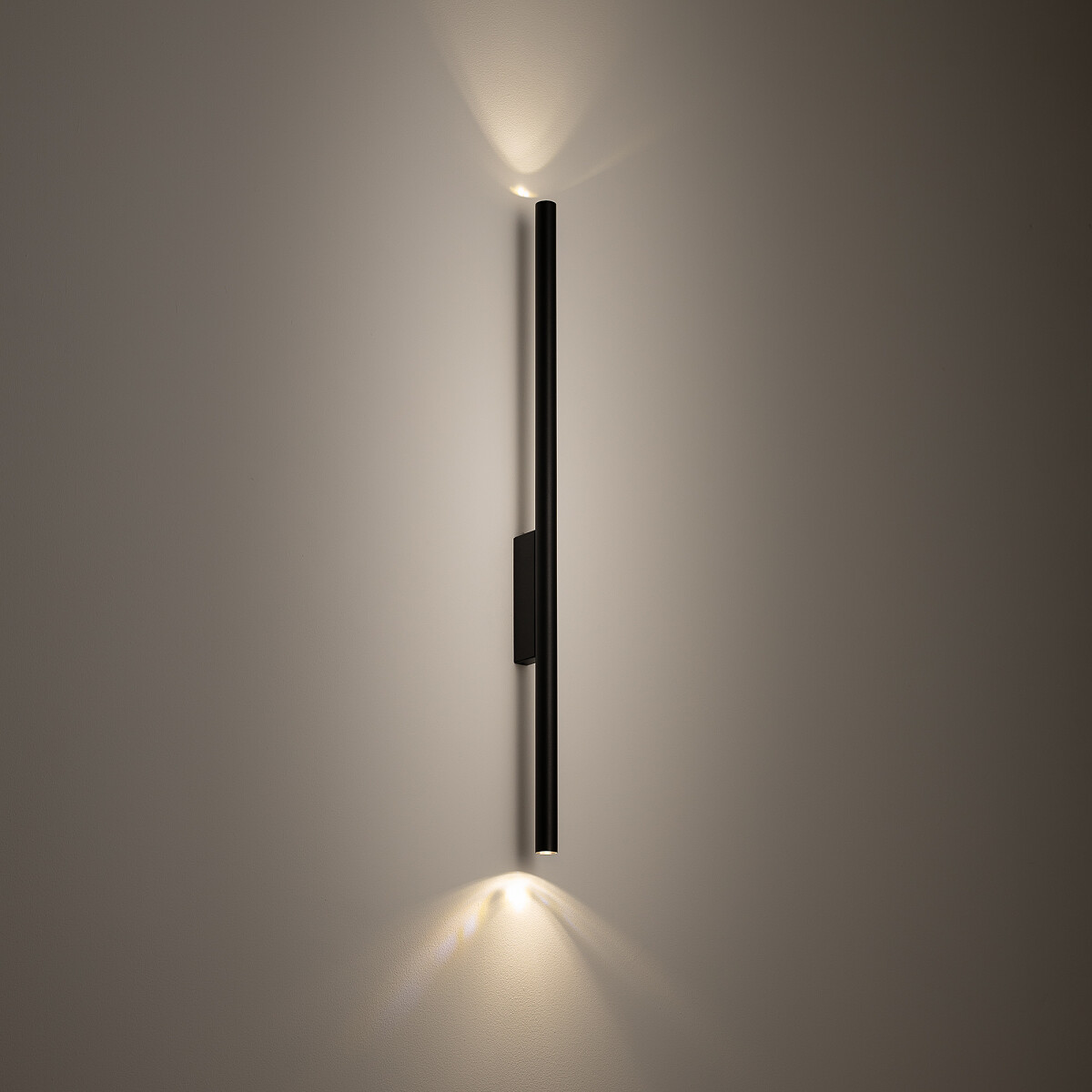 LASER black L 11812 Nowodvorski